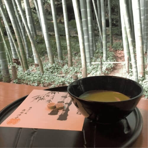 鎌倉の報国寺の抹茶とお菓子